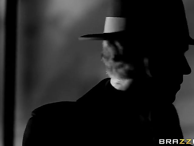 Anna Polina anal with hung detective Danny D