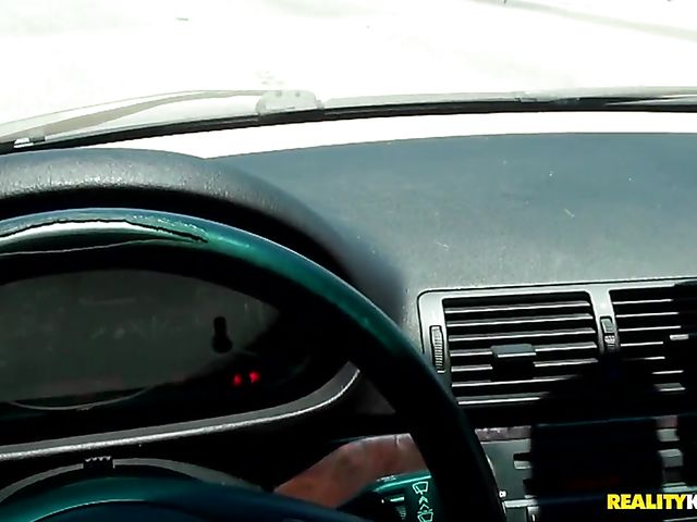 Street sex with curvy hottie Jessica