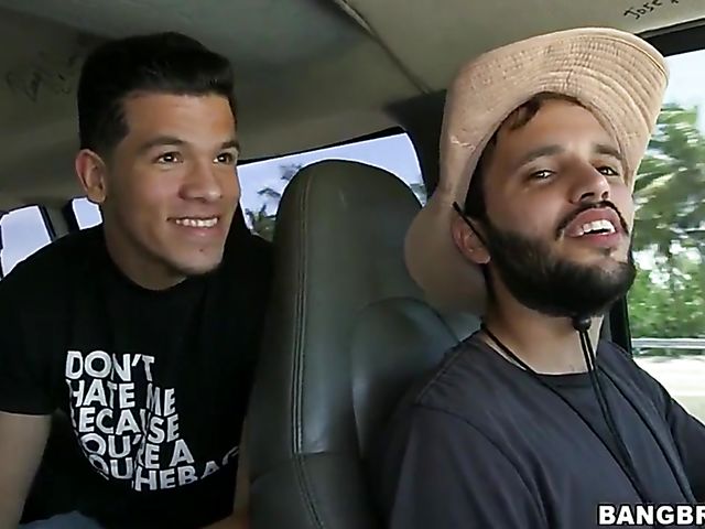 Avona Dominica's squirting pussy fucked in the streets