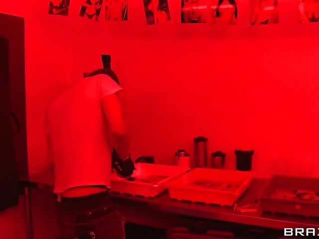 Darkroom fuck with huge tit MILF Ariella Ferrera