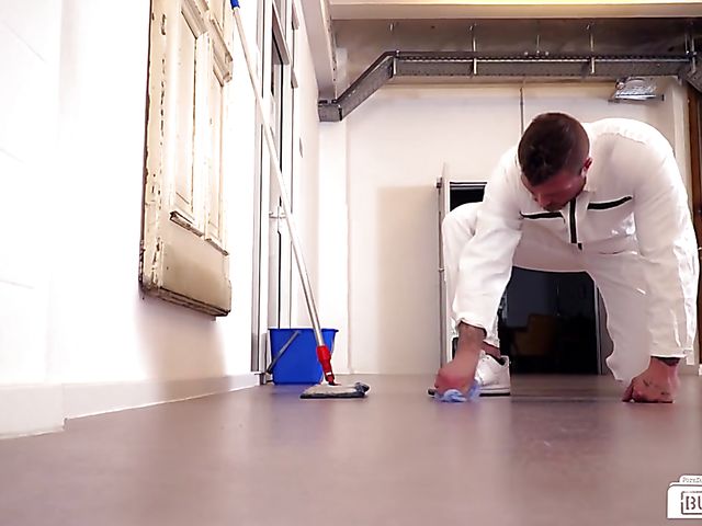 Pierced nipple blonde Sandy seduces the cleaner