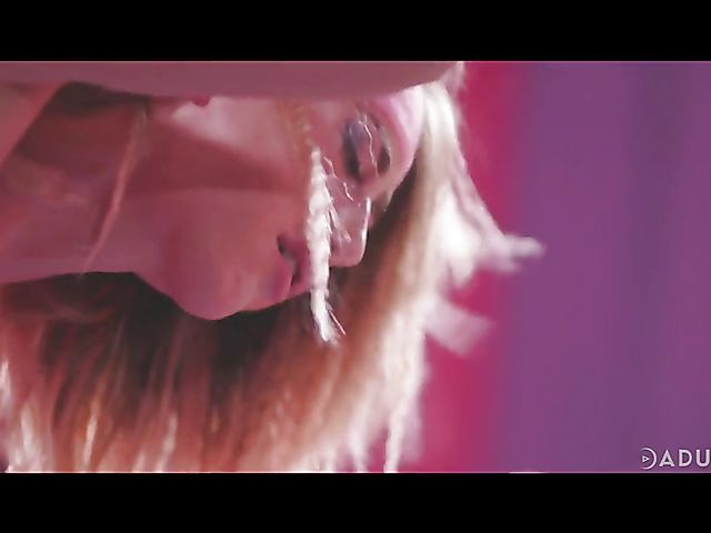 Group lesbian aerobics with Carter Cruise and Abigail Mac