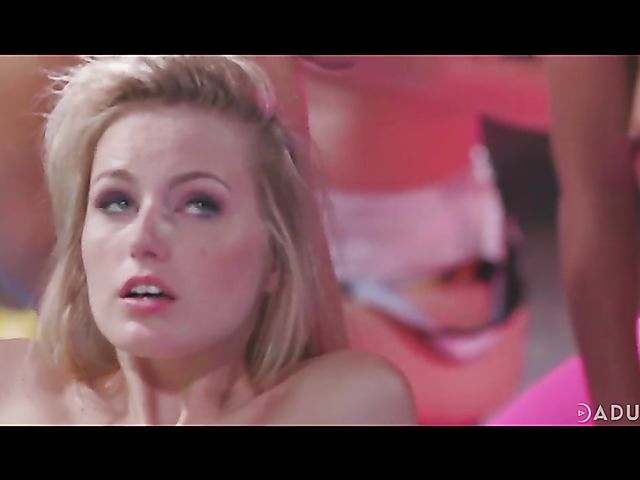 Group lesbian aerobics with Carter Cruise and Abigail Mac