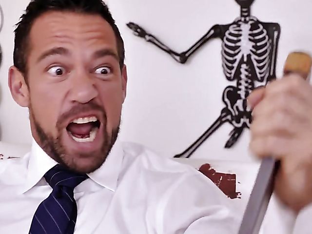 Tattooed MILF Anna Bell Peaks gets a Halloween fuck