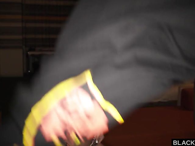 Hard black cock in horny Kissa Sins