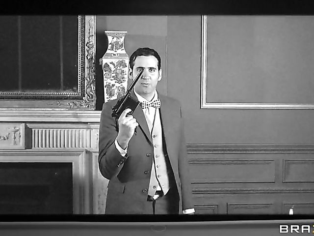 Big cock and big cumshot for Paige Turnah