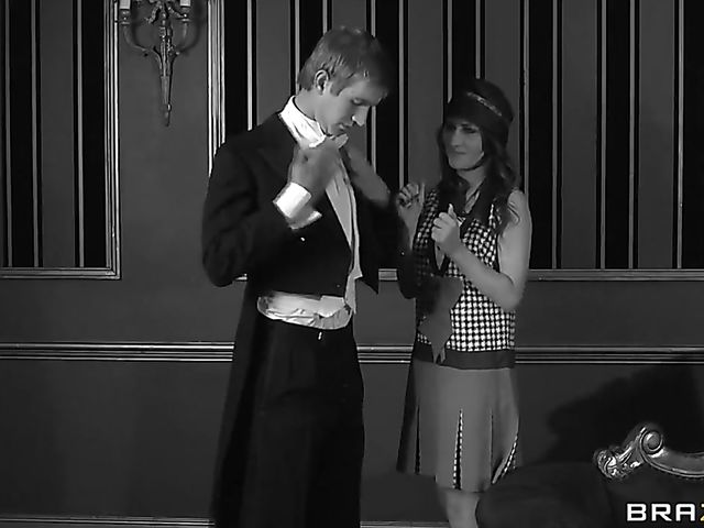 Big cock and big cumshot for Paige Turnah