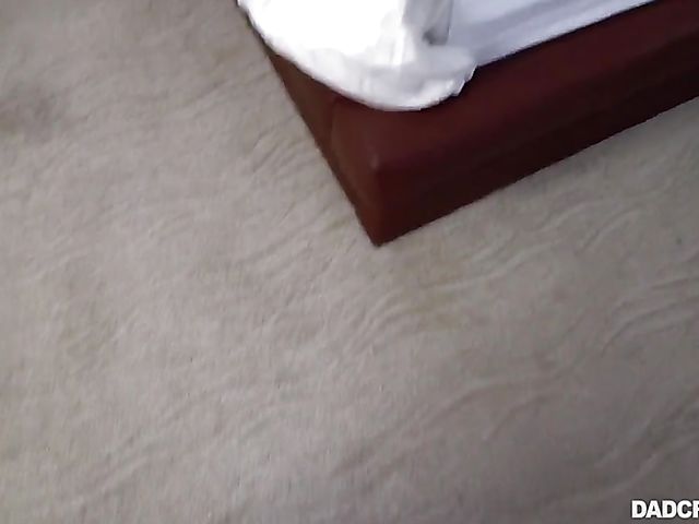 Sofie Reyez - Stepdaughter POV with her lucky stepdad