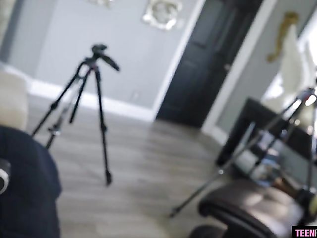 Hardcore creampie for fitness girl Khloe Kapri