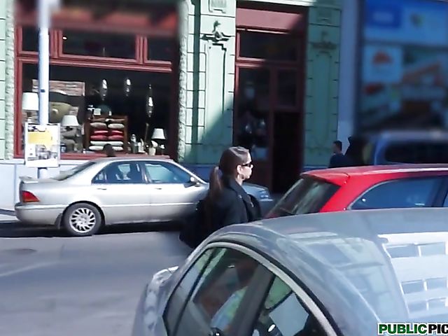 Jessica Koks - Public blowjob in the backseat and fuck