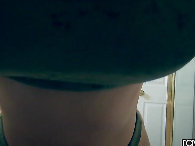 Redhead tattoo babe Tana Lea gets rammed