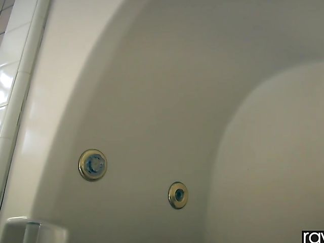 Redhead tattoo babe Tana Lea gets rammed