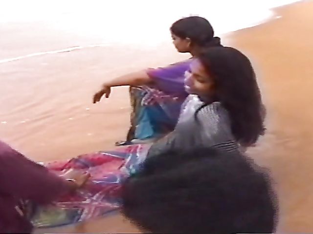 Real indian amateur gets banged by a white guy