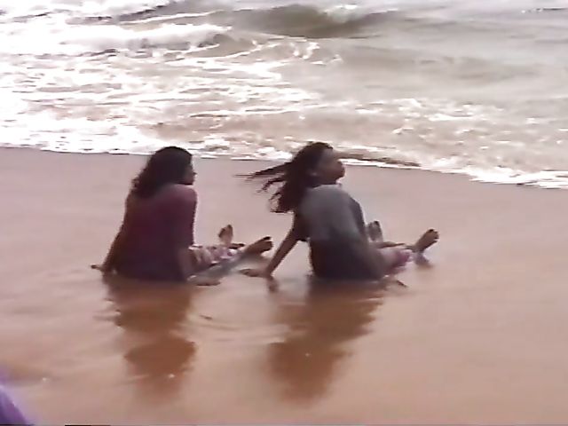 Real indian amateur gets banged by a white guy