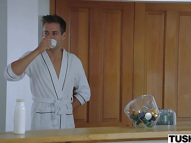 Ass to mouth threesome with young Avi Love and Paige Owens