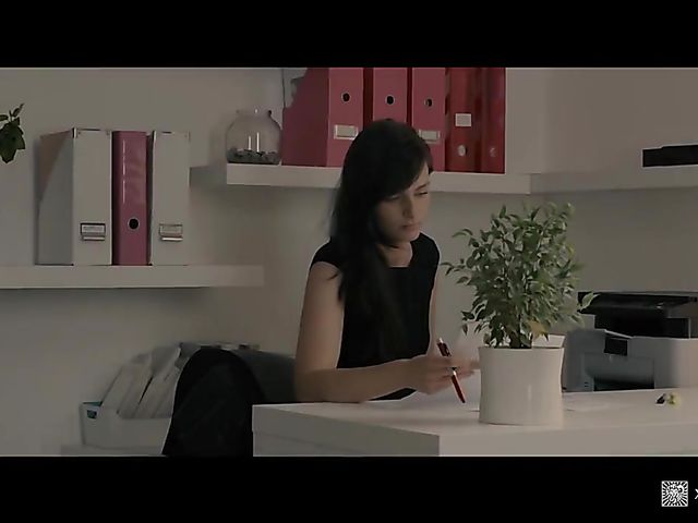 Lee Anne - Masked blowjob and passionate pussy hammering