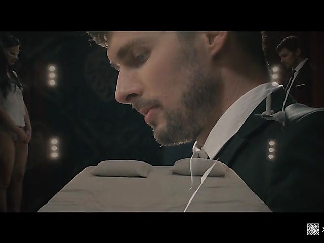 Lee Anne - Masked blowjob and passionate pussy hammering