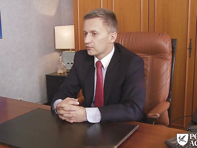 Mature teacher Marina Beaulieu gets double fucked