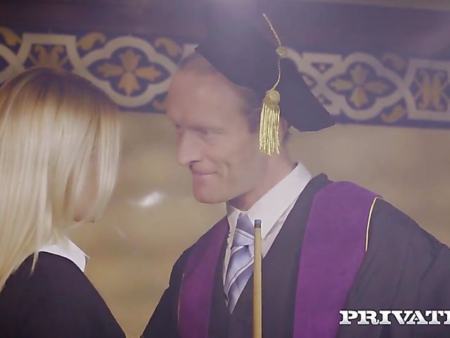 Schoolgirl Scarlett Knight gets her pink pussy plowed 