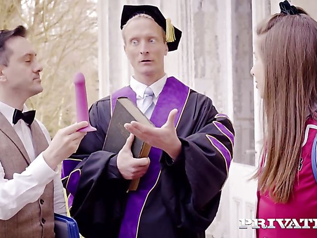 Schoolgirl Scarlett Knight gets her pink pussy plowed 