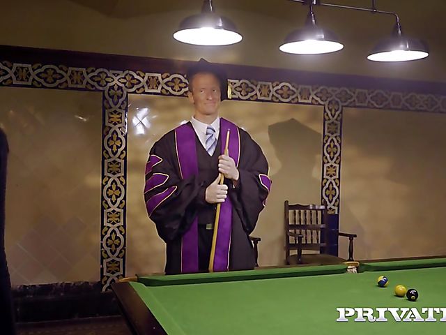 Schoolgirl Scarlett Knight gets her pink pussy plowed 