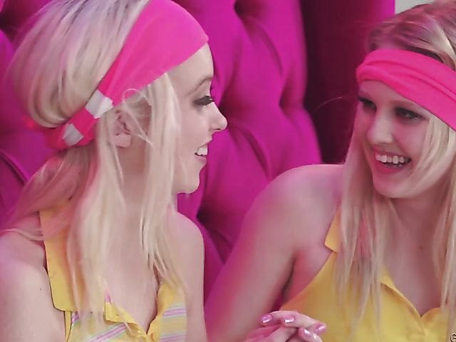 Lesbian rimming with buttlicious Abella Danger