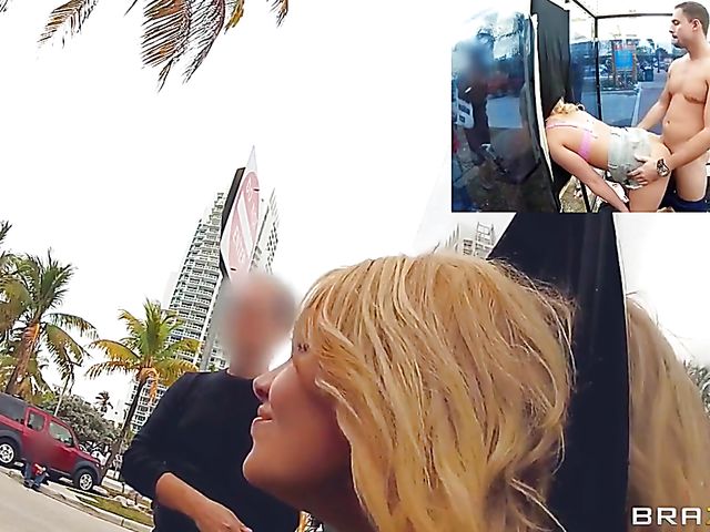 Public sex in the downtown with Alexis Monroe