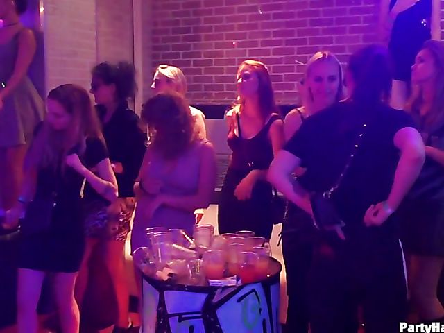 Hardcore orgy party until strippers cum