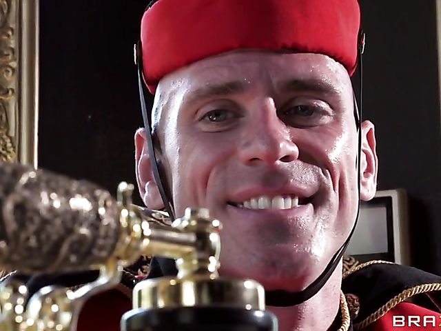 Juelz Ventura - Wild sex with bellboy Johnny Sins 