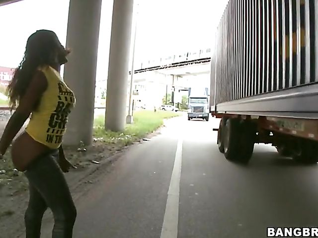 Diamond Mason's big ebony ass for a white dude