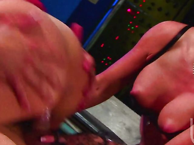 Sarah Vandella and Shawna Lenee threesome with a dirty scientist