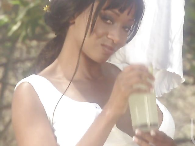 Kaylani Cream - Black MILF anal in the backyard