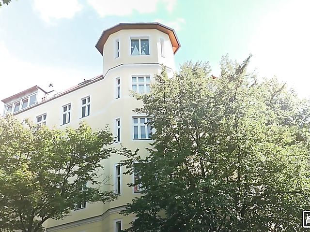 Hot girl Tiffany Tatum gets down and nasty in a hostel