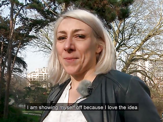 Julie Holly - French mature double fucked