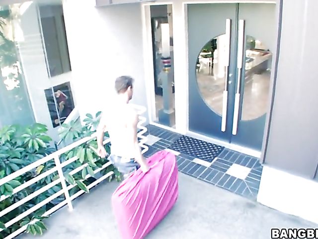 Ass massage and serious pussy fucking with Luna Star