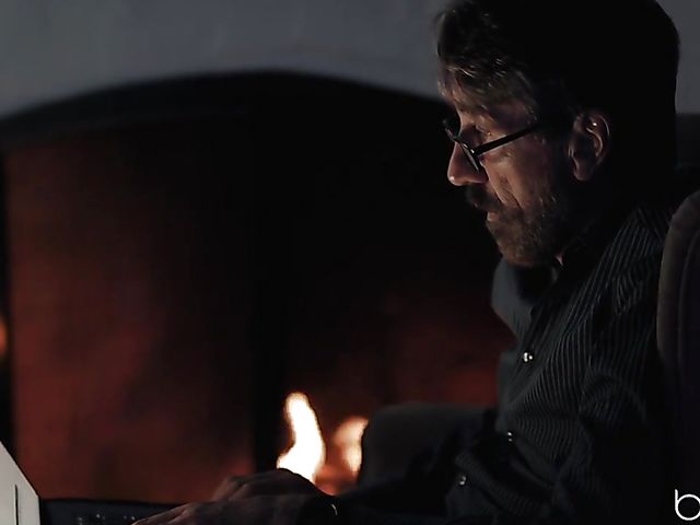 Kayla Paris - Old guy young girl fuck by the fire