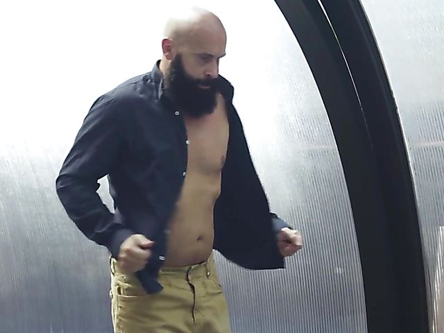 Susy Gala - Busty blowjob and handjob in the hot tub