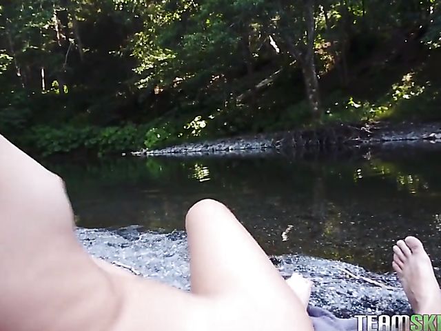 Outdoor POV bang by the river with teen Riley Star