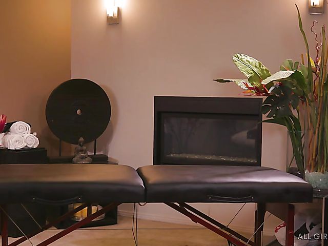 Abella Danger lesbian massage with Haley Reed