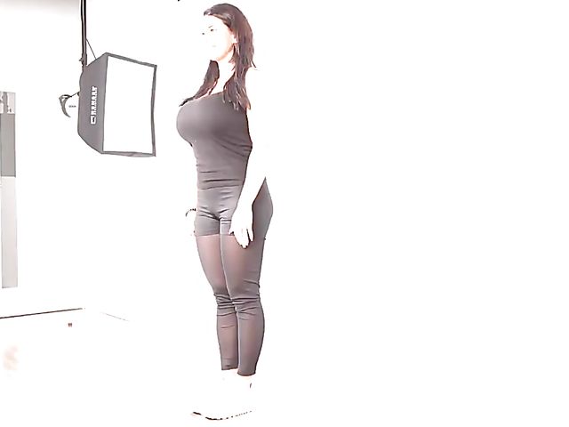 Busty casting with dark-haired Veronika