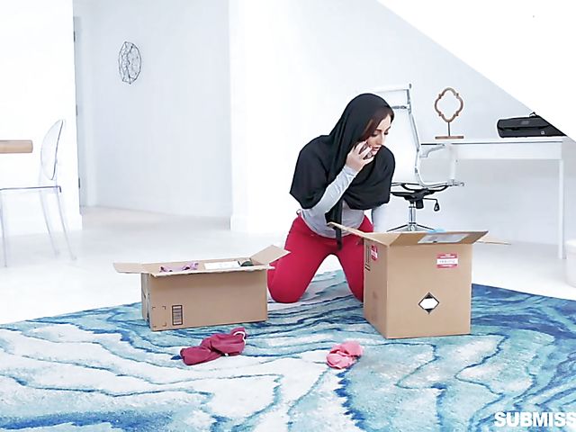 Hijab sex with slutty arab babe Jezebeth