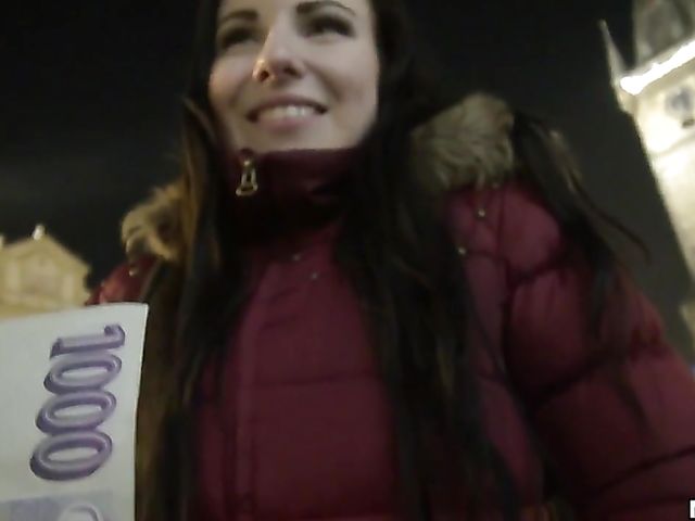 Pick up fuck with Jess Silvermoon on Christmas