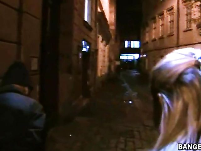 Euro couple Vanessa and Paul have hot sex in Prague 