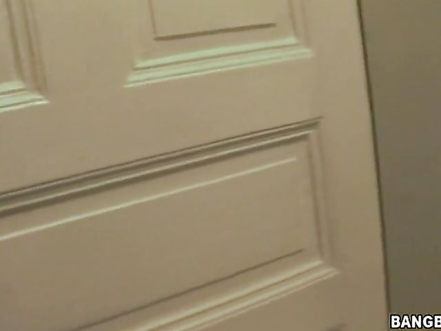 Euro couple Vanessa and Paul have hot sex in Prague 