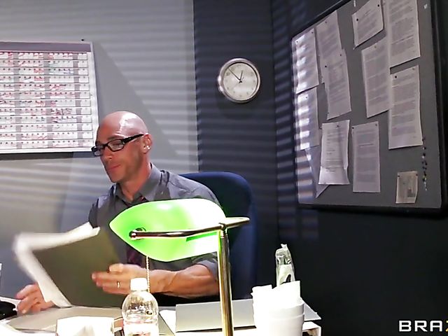 Sex at work with big titted blonde Nikki Benz