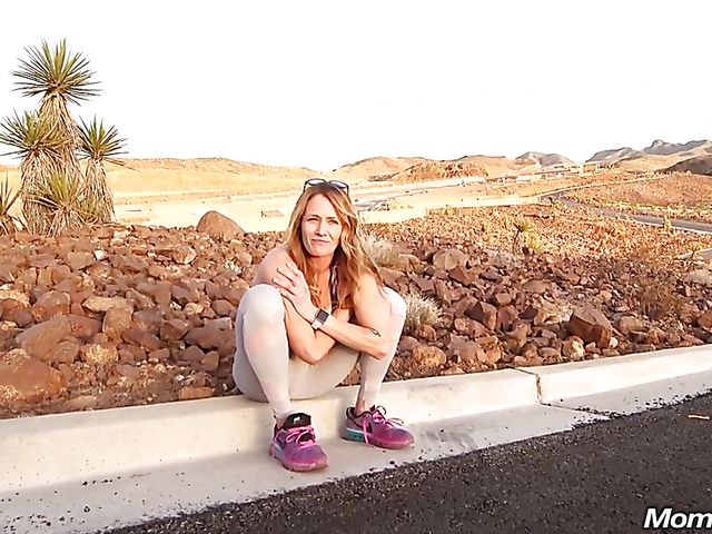 MILF outdoor strip and fuck in the desert