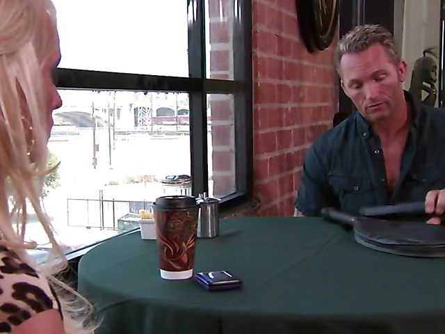 Blonde big tits beauty Kagney Lynn Karter loves it hard