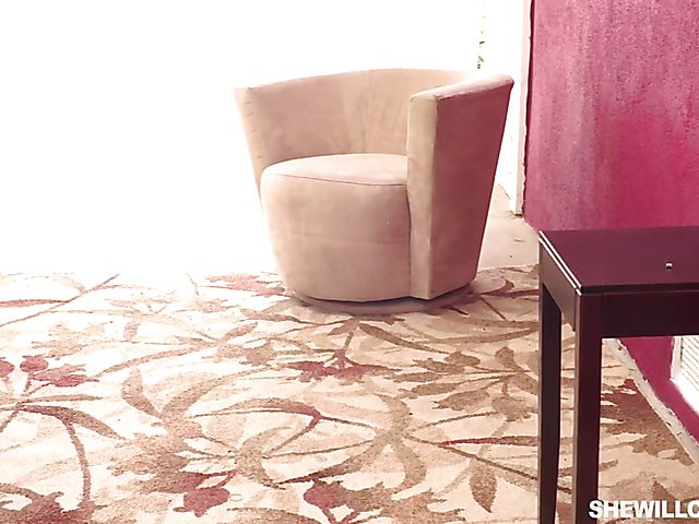 Big boobs mom Alana Croft is fucking horny