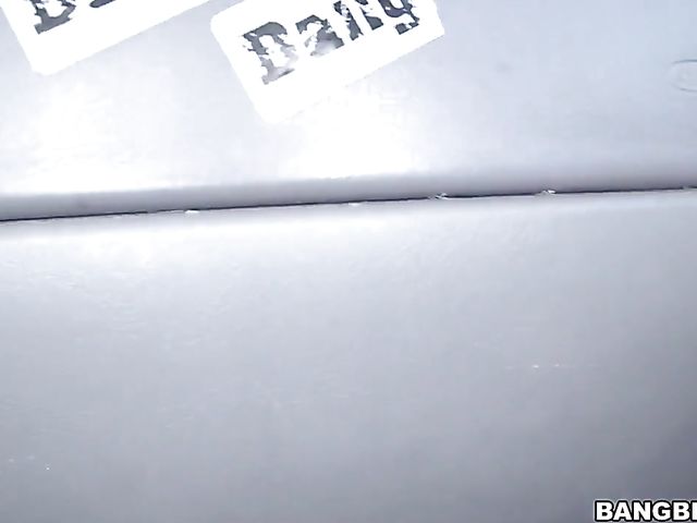 Van fuck with pretty latina Harley Quinn