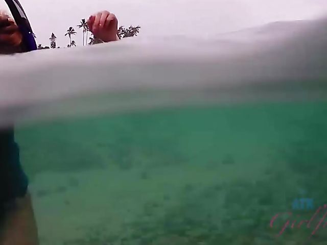 Car POV with wet girlfriend Hime Marie 